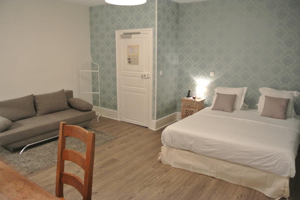 Hotel Le Central Boussac  Ruang foto